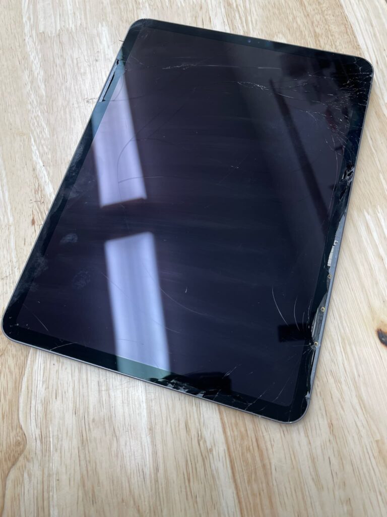 Cracked Glass on iPad Pro 11 inch