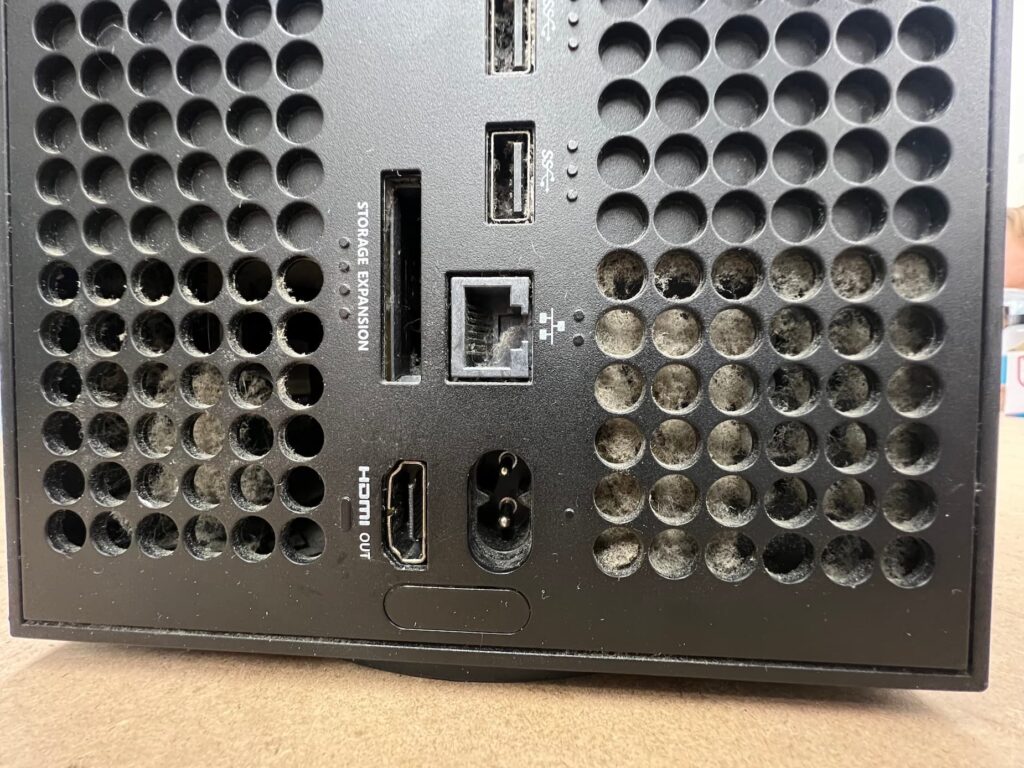 Dust and bad HDMI