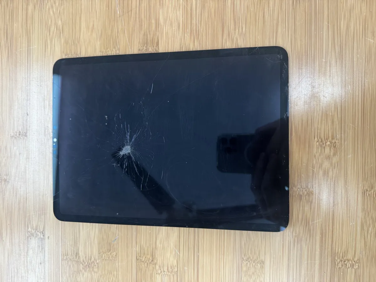 Professional iPad screen repair service at MackTechs for East Falls customers